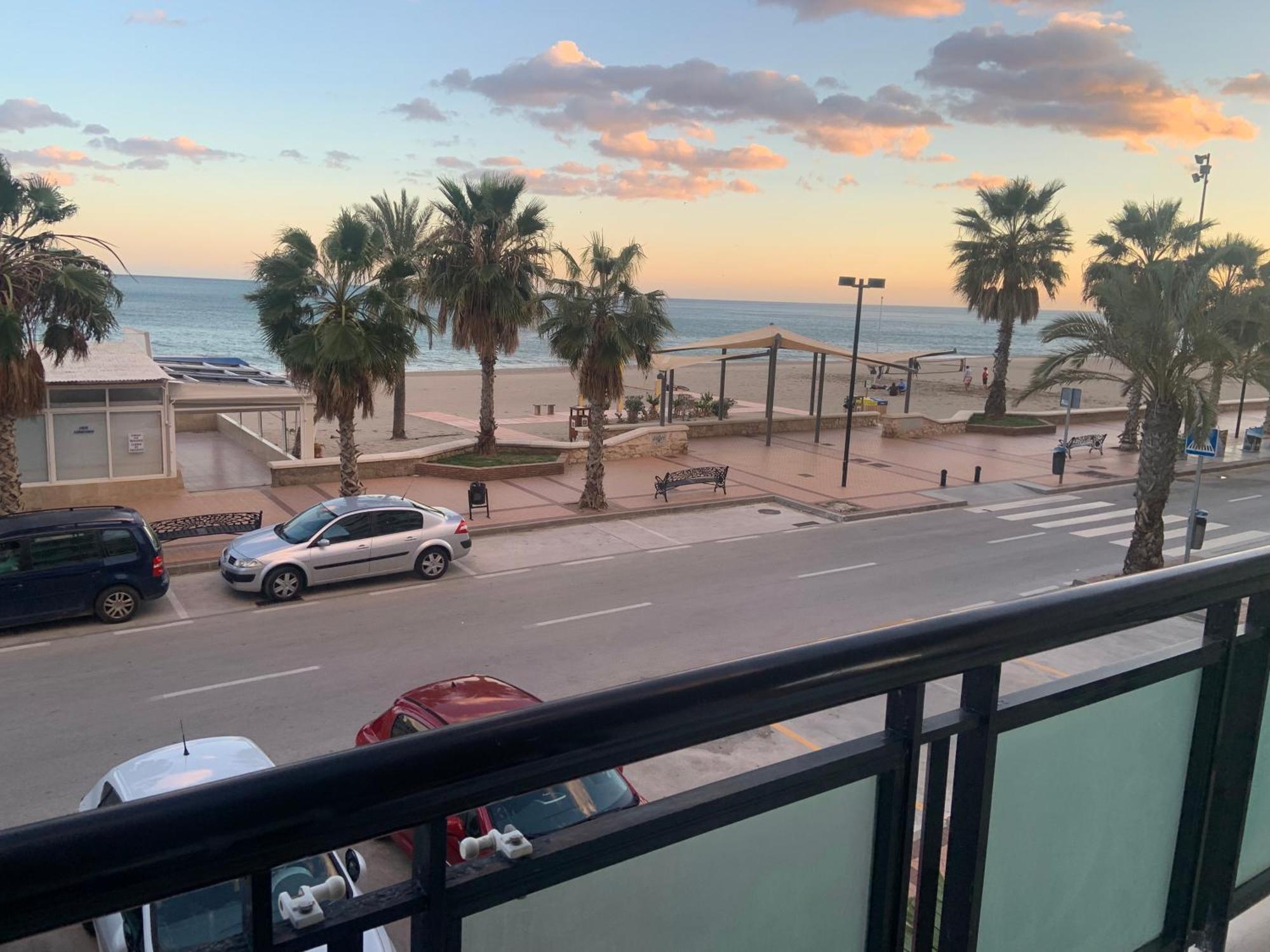 Apartamento Carvajal 50 M Playa フエンヒロラ エクステリア 写真